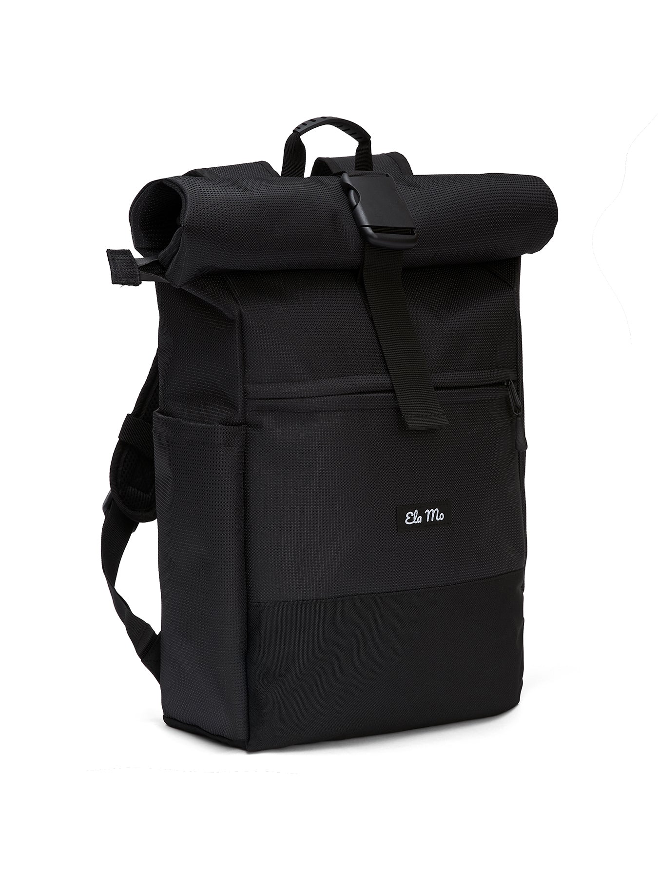 Ela Mo™ Rolltop Rucksack | Black Reflective. Rucksack mit Klett- und Klickverschluss aus Plastik und Herstellerlogo vorne.
