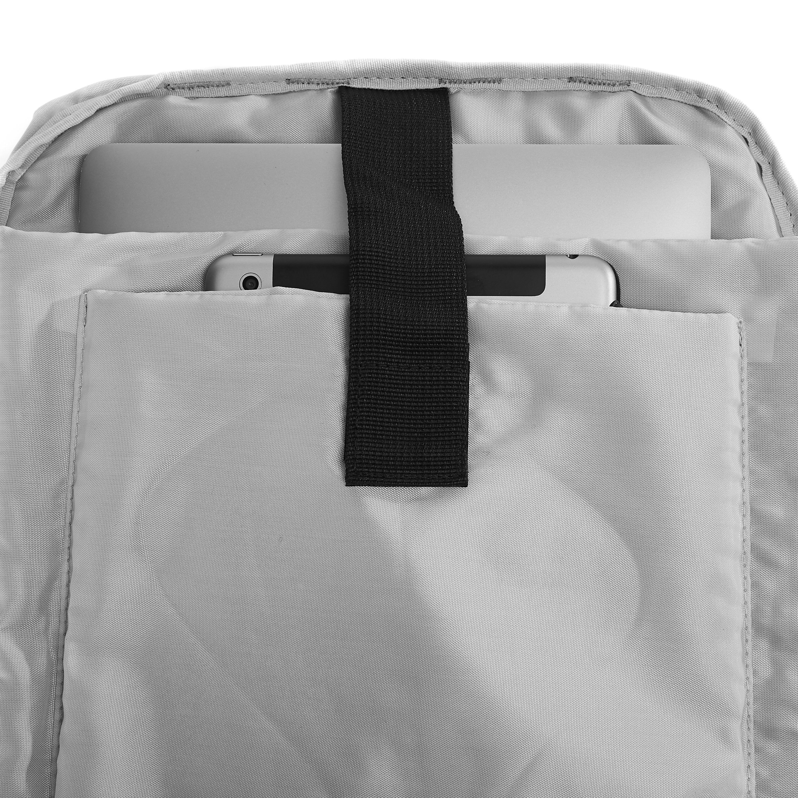 Ela Mo™ Rolltop Rucksack | Nightrose. Innenbereich des Rucksacks mit separatem Laptop- und Tablet-Fach.