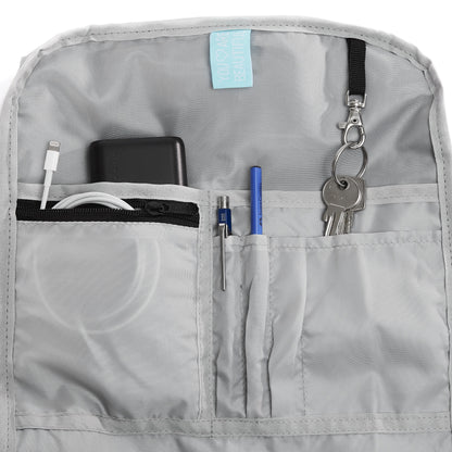 Ela Mo™ Rolltop Rucksack | Berry. Innenbereich des Rucksacks mit separatem Laptop- und Tablet-Fach.