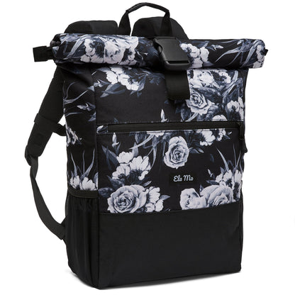Ela Mo™ Rolltop Rucksack | Nightrose. Rucksack mit Verschlussclip und Herstellerlogo vorne.